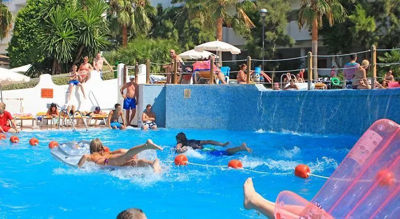 Bluesea Ses Cases D'Or Cala D´Or Apartmanhotel