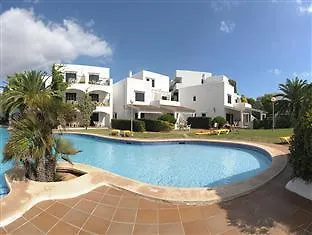 Bluesea Ses Cases D'Or Cala D´Or 4*,